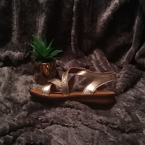 Bnwot real leather orthopedic sandals - Picture 6 of 6